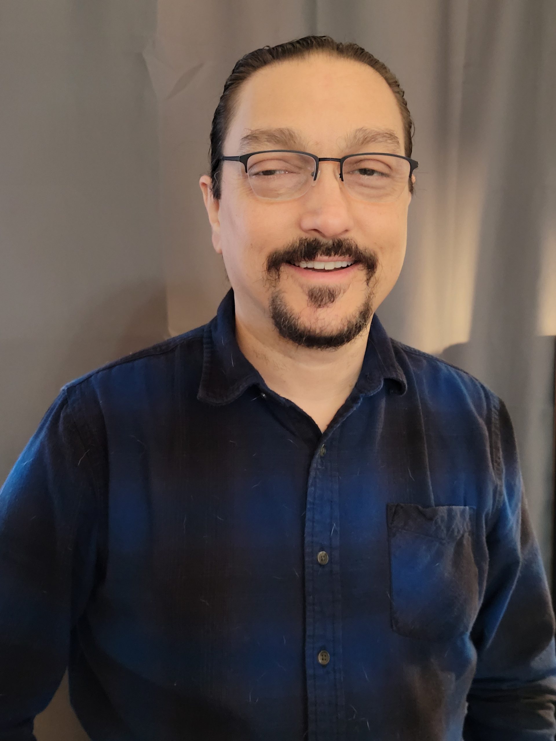 Tom Hanna – Ph.D. Candidate in International Relations and Comparative
